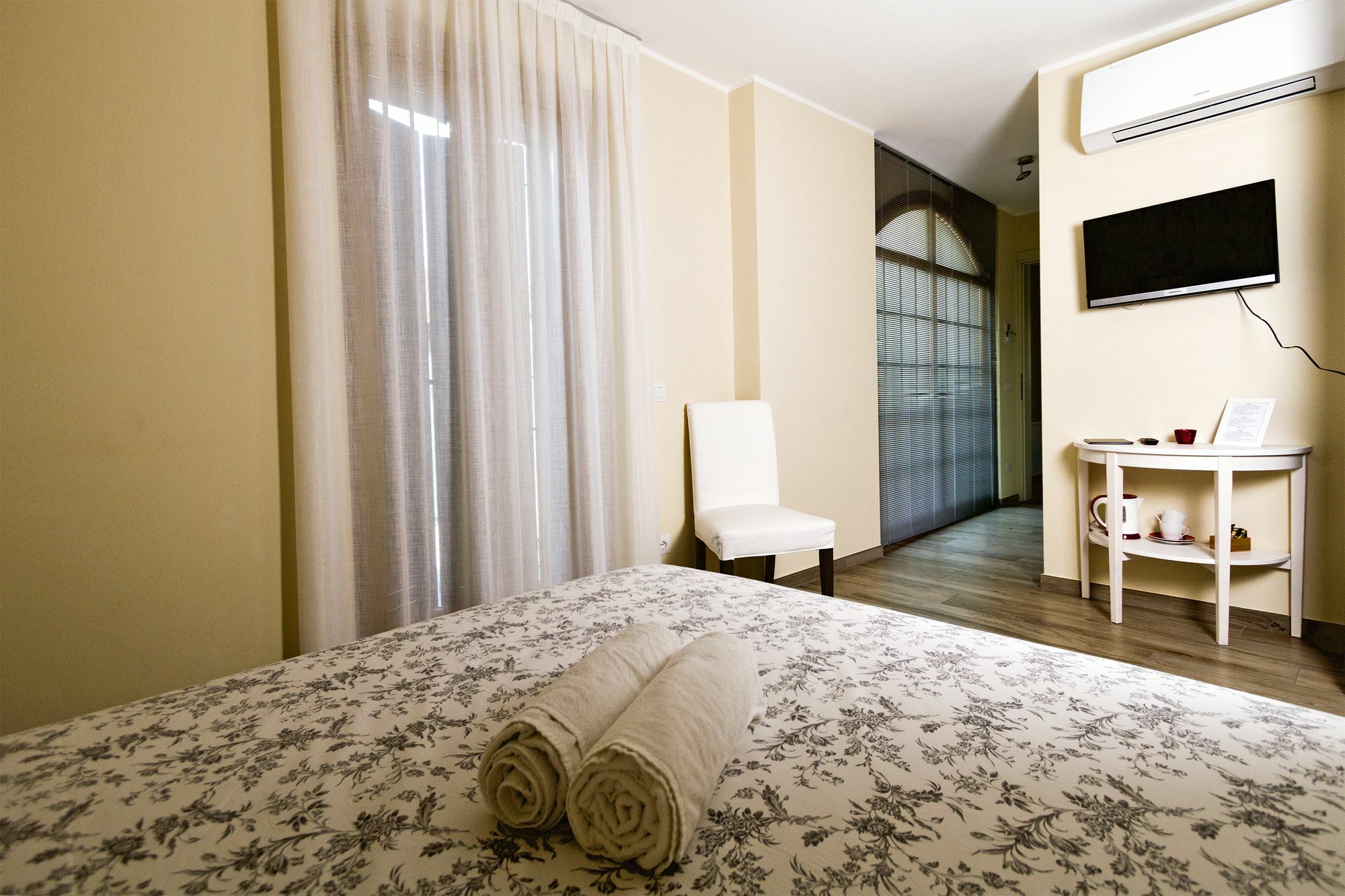 Andirivieni Bellagio Guest House エクステリア 写真